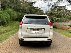 Toyota Land Cruiser Prado 2.7 i 2012 White
