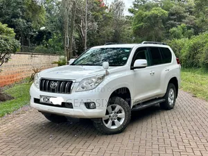 Toyota Land Cruiser Prado 2.7 i 2012 White