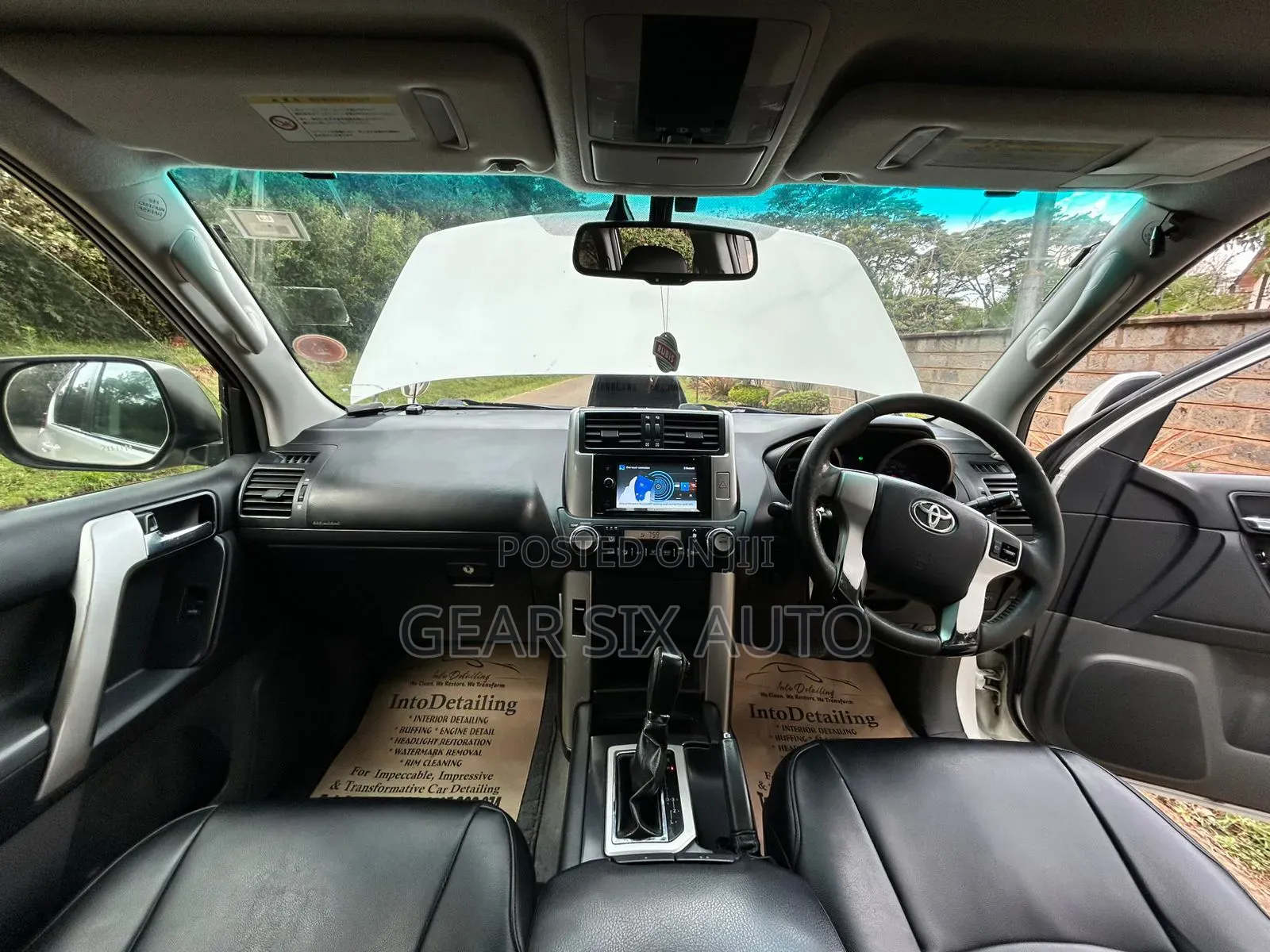 Toyota Land Cruiser Prado 2.7 i 2012 White