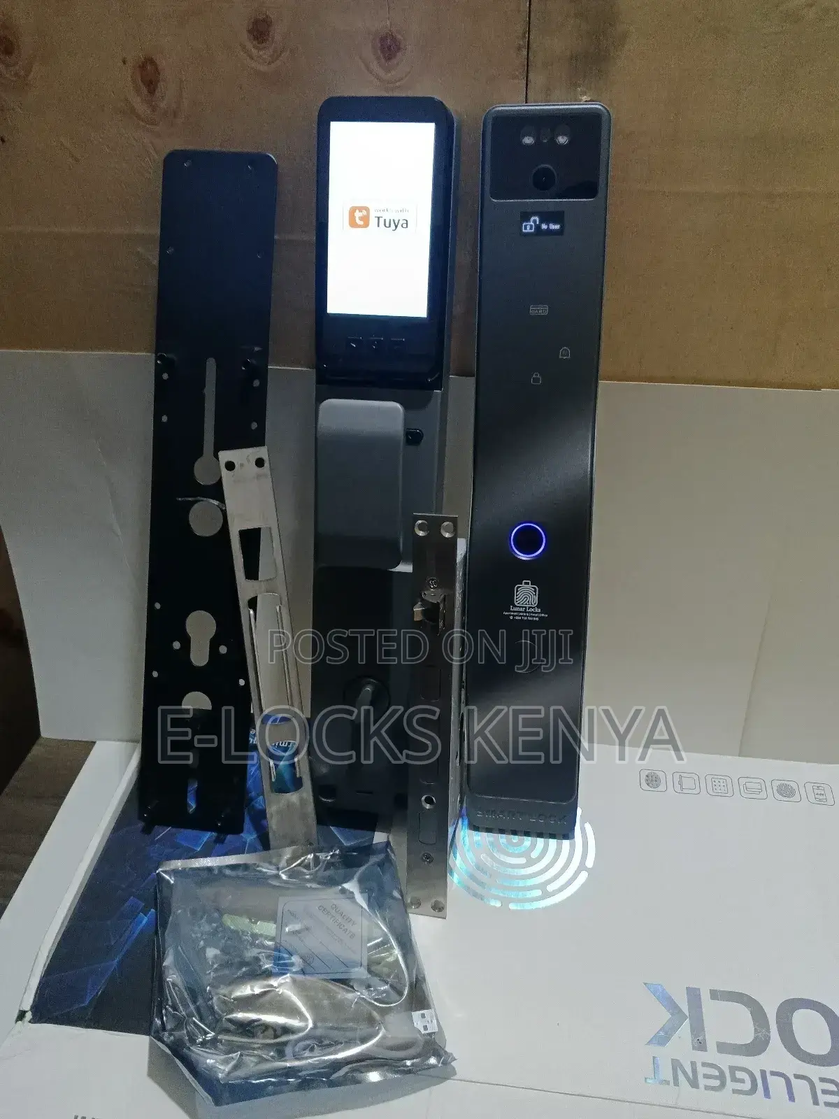 Tuya Remotely 3d Face Recognition Smart Door Lock With Camera