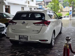 Toyota Auris 2019 White