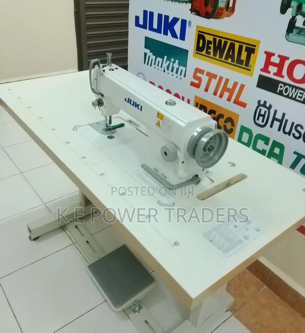 Juki Ddl 8700 Sewing Machine - main view