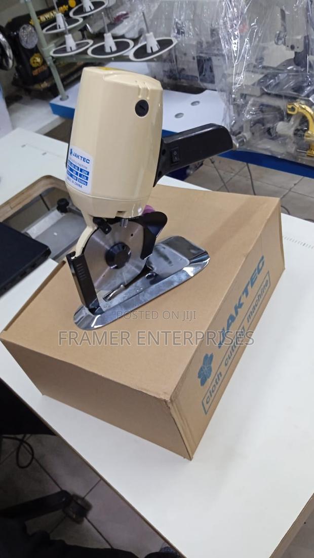 Cloth Cutting Machine - main view