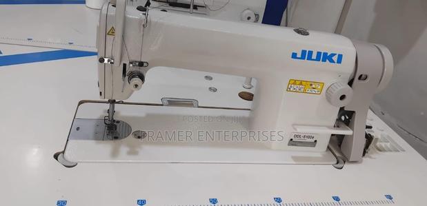 Industrial Sewing Machine - main view