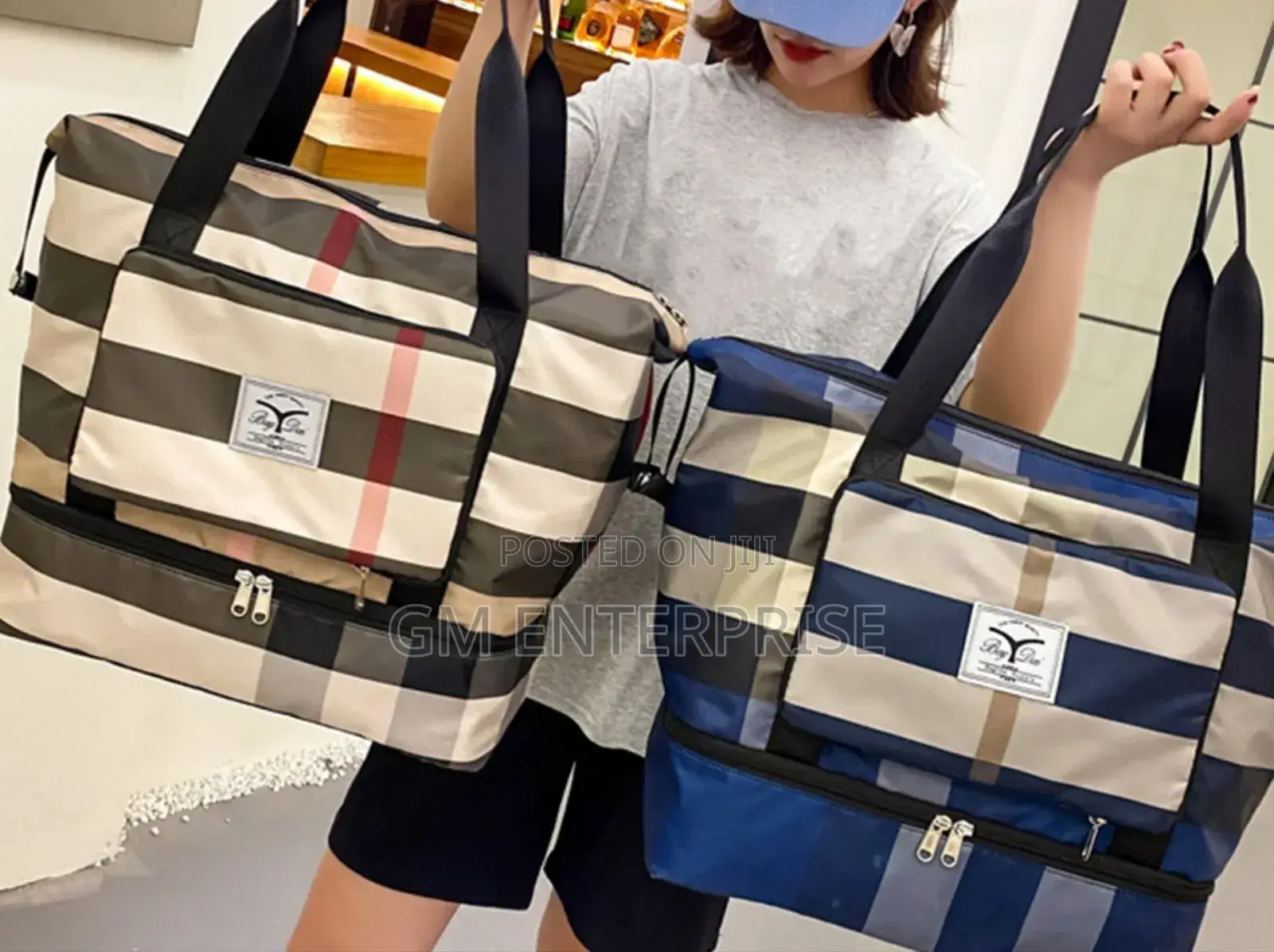 *Water Proof Expandable Travel Bag