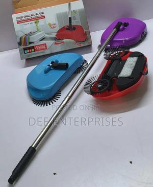 Manual Sweep Drag All in One Rotating Brush - thumbnail 2