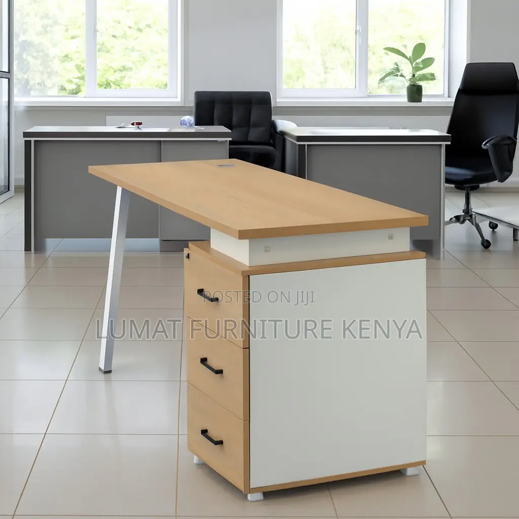 Advanced Office Table