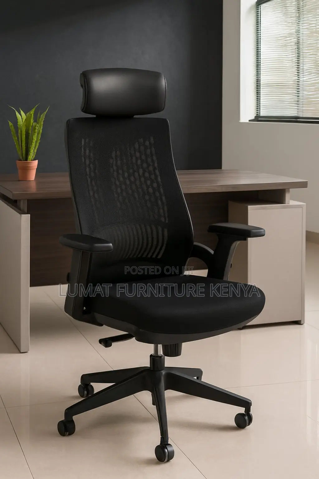 Mesh Back Executive Seat
