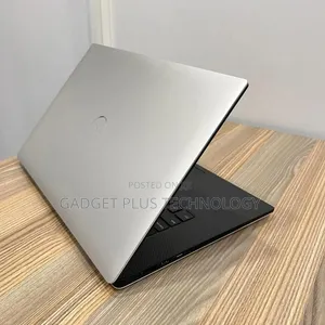 Laptop Dell Precision 5540 16GB Intel Core i7 SSD 512GB