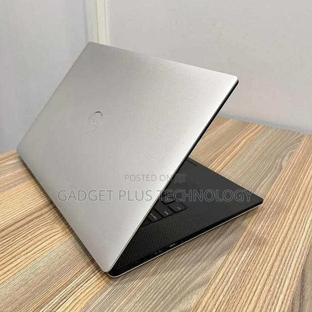 Laptop Dell Precision 5540 16GB Intel Core i7 SSD 512GB - thumbnail 4