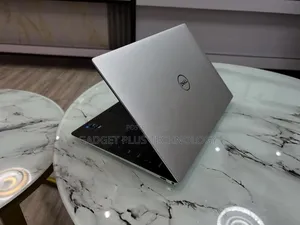 Laptop Dell XPS 13 7390 16GB Intel Core i7 SSD 512GB