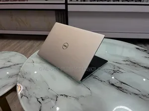 Laptop Dell XPS 13 7390 16GB Intel Core i7 SSD 512GB
