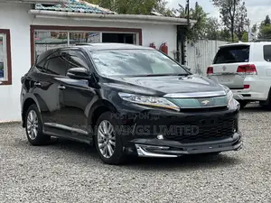 Toyota Harrier 2.0 2018 Black