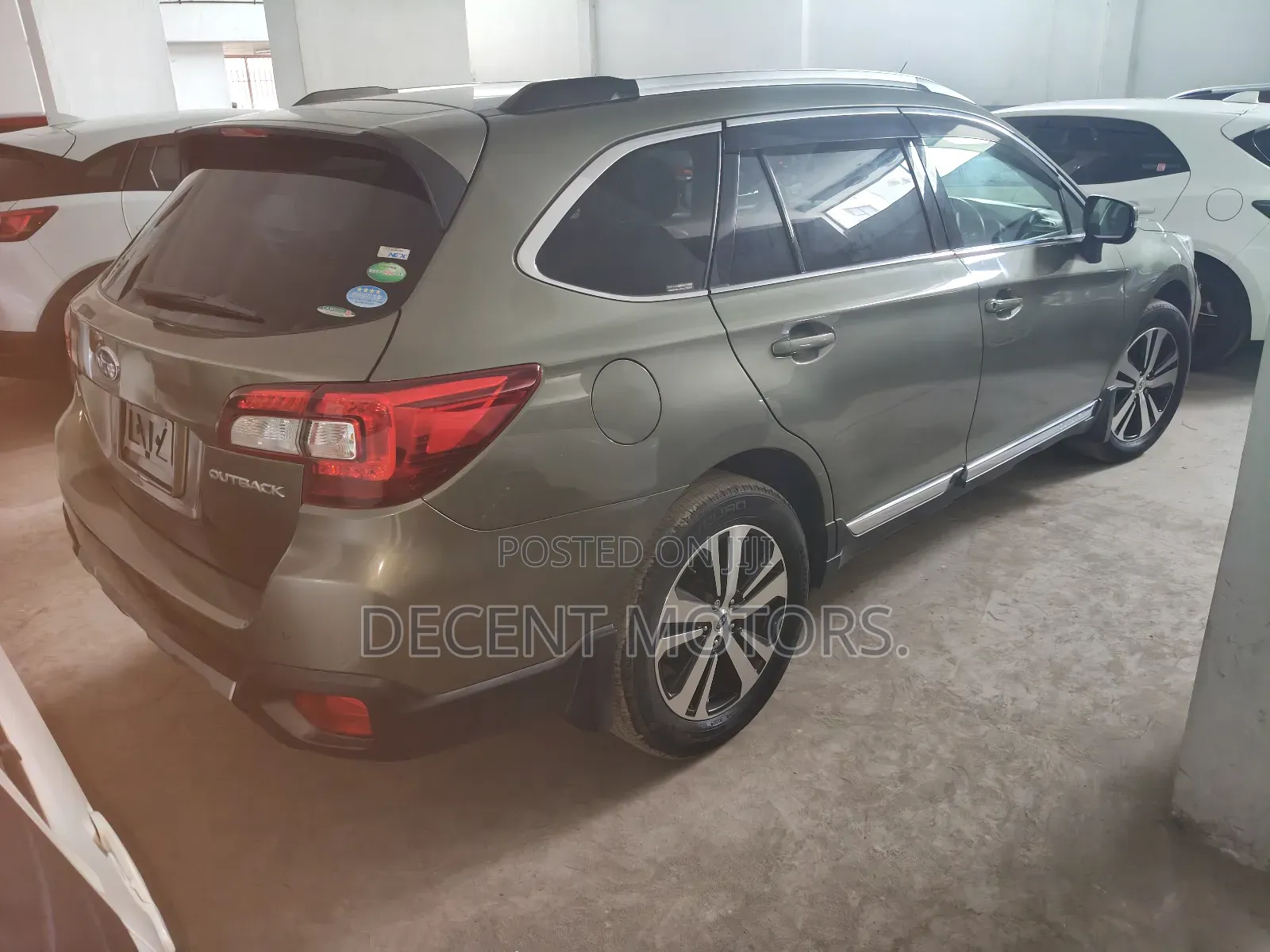 Subaru Outback 2.5i Touring AWD 2018 Green