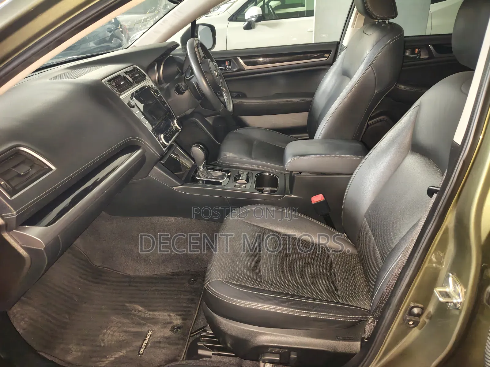 Subaru Outback 2.5i Touring AWD 2018 Green