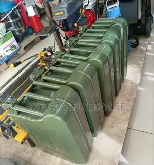 Portable Metallic Fuel Jerrycan