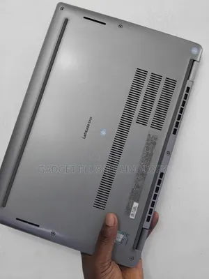 Laptop Dell Latitude 5320 16GB Intel Core I5 SSD 512GB