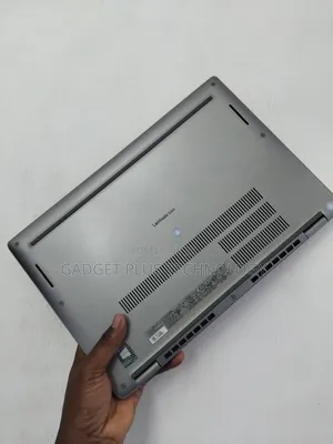 Laptop Dell Latitude 5320 16GB Intel Core I5 SSD 512GB