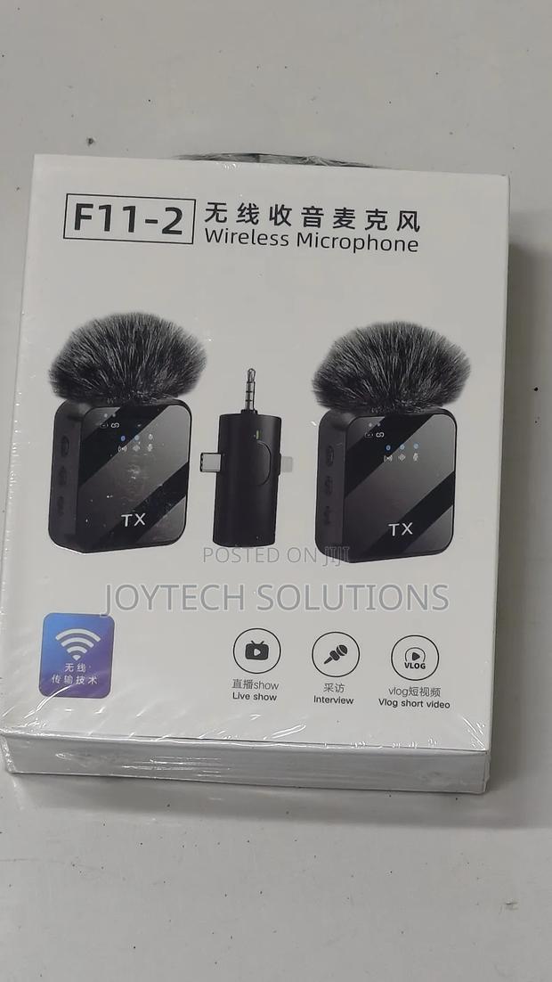 Lavalier/Lapel Microphone,All in One Portable Wireless Microphone - main view