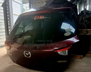 Mazda Demio 2015-2018 Boot