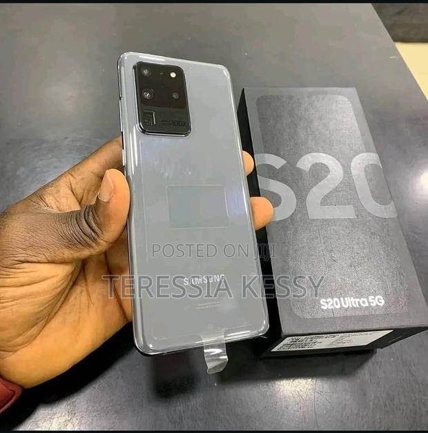 New Samsung Galaxy S20 Ultra 256 GB Black - thumbnail 3