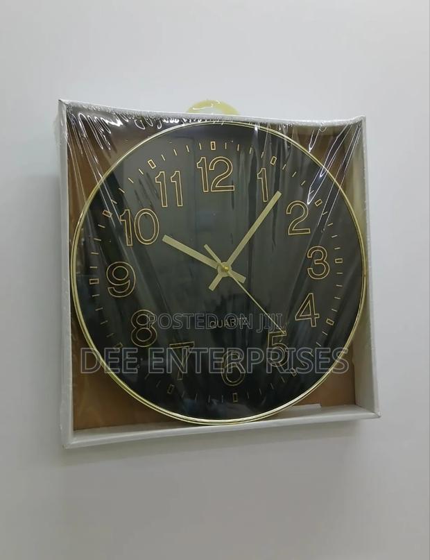 Quartz Wall Clock - thumbnail 3