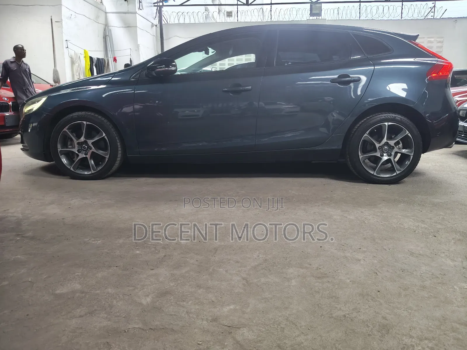 Volvo V40 2019 Blue