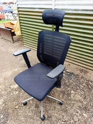 Executive Headrest Office Chair.