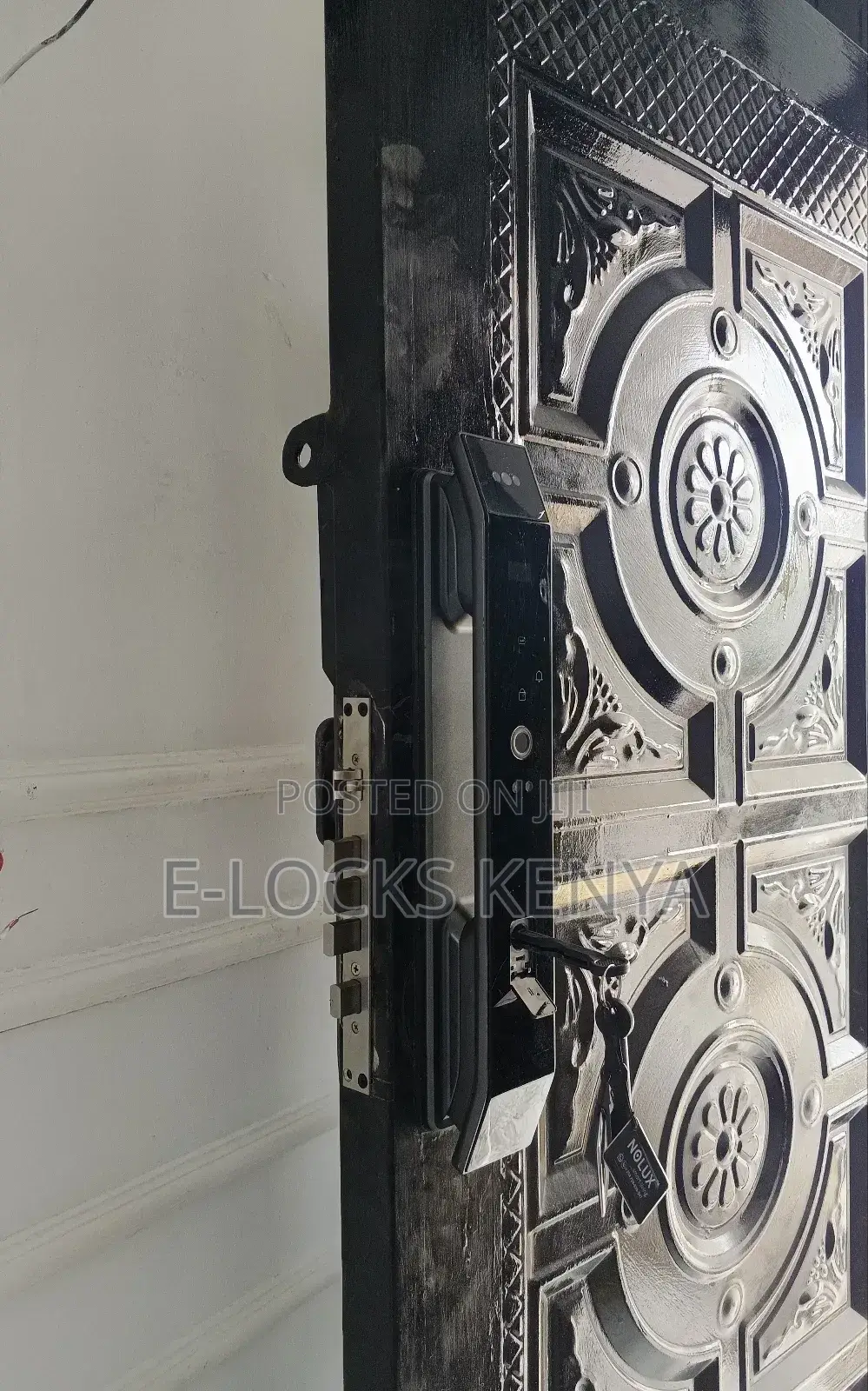 Tuya Wifi Smart Door Lock Hd Camera Fingerprint Code Cards
