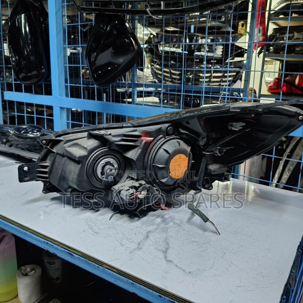 Subaru N16 Xenon Headlight Gp2