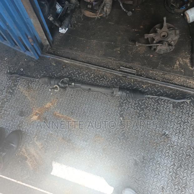 Xtrail T30 Steering Rack