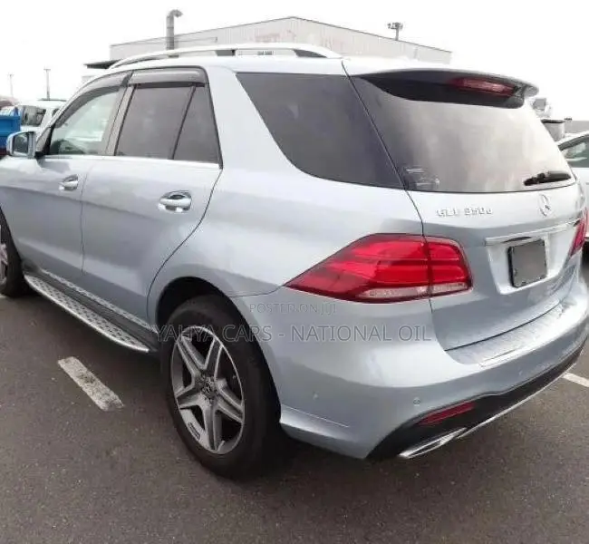 Mercedes-Benz GLE-Class 2017 Silver