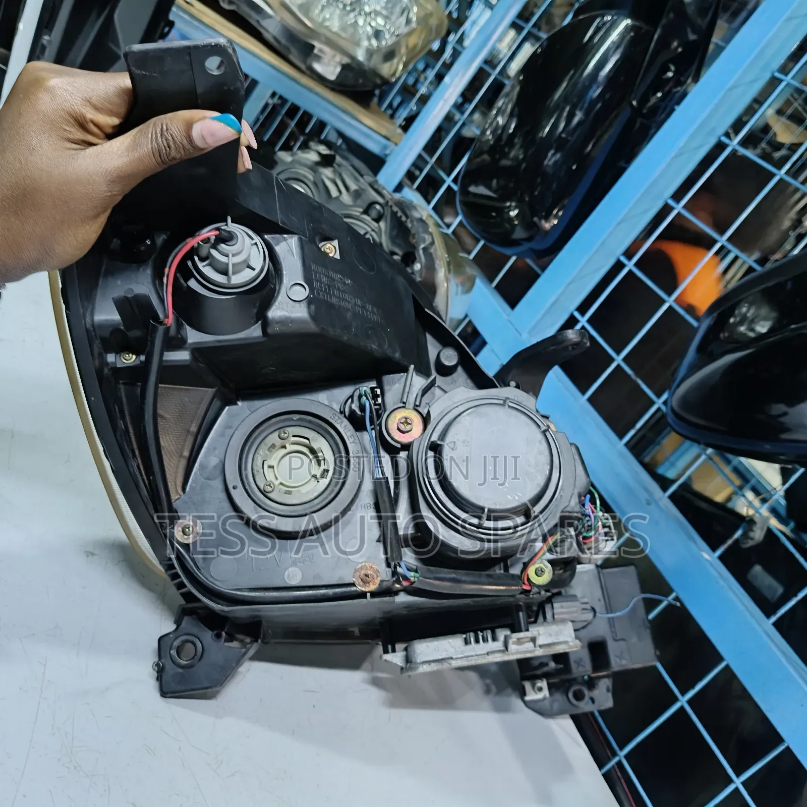 Mazda Verisa Headlight