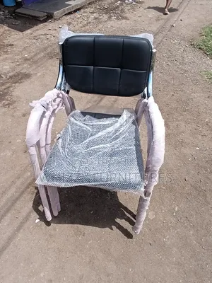 Cfa Leather Chair