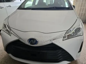Toyota Vitz 2019 White