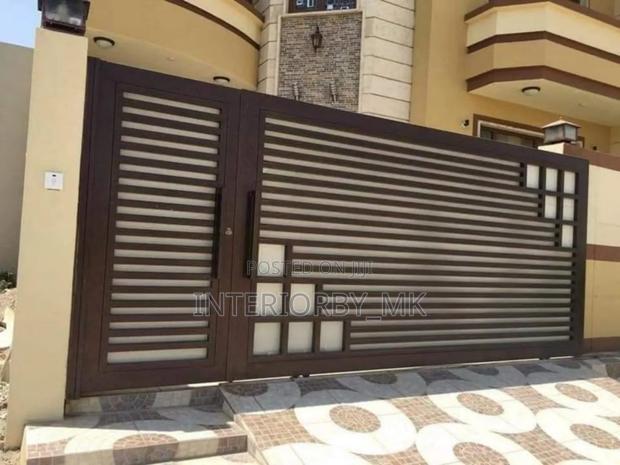 Modern Sliding Gate | Smooth Track | Steel Build - main view