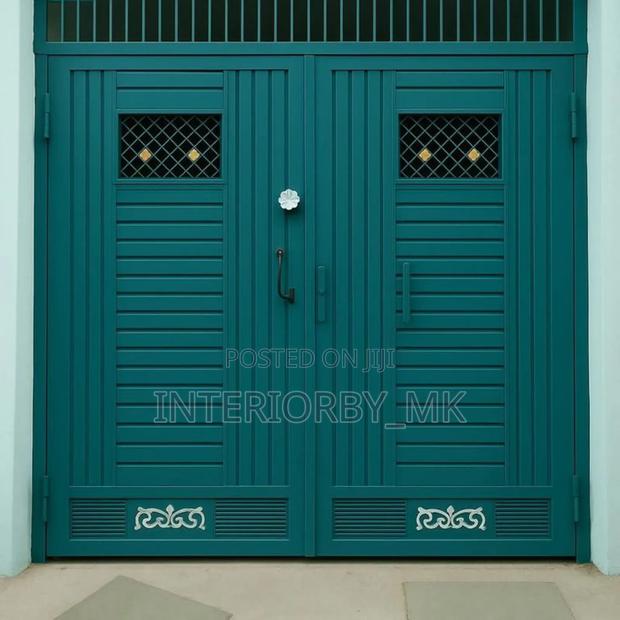 Modern Steel Swing Gate | Heavy Duty | Custom Fabrication