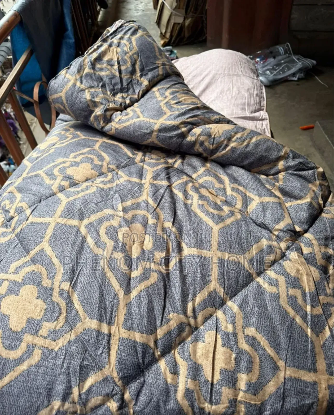 Cozy Binded Cotton Duvet With Bedsheets