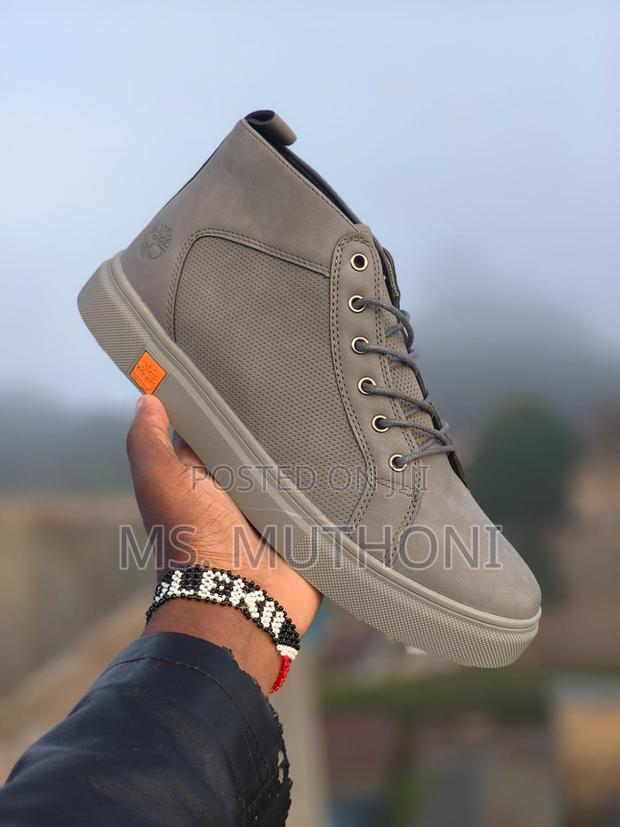 Laced High Timberland Boots . Size's 40 ~45 - thumbnail 3