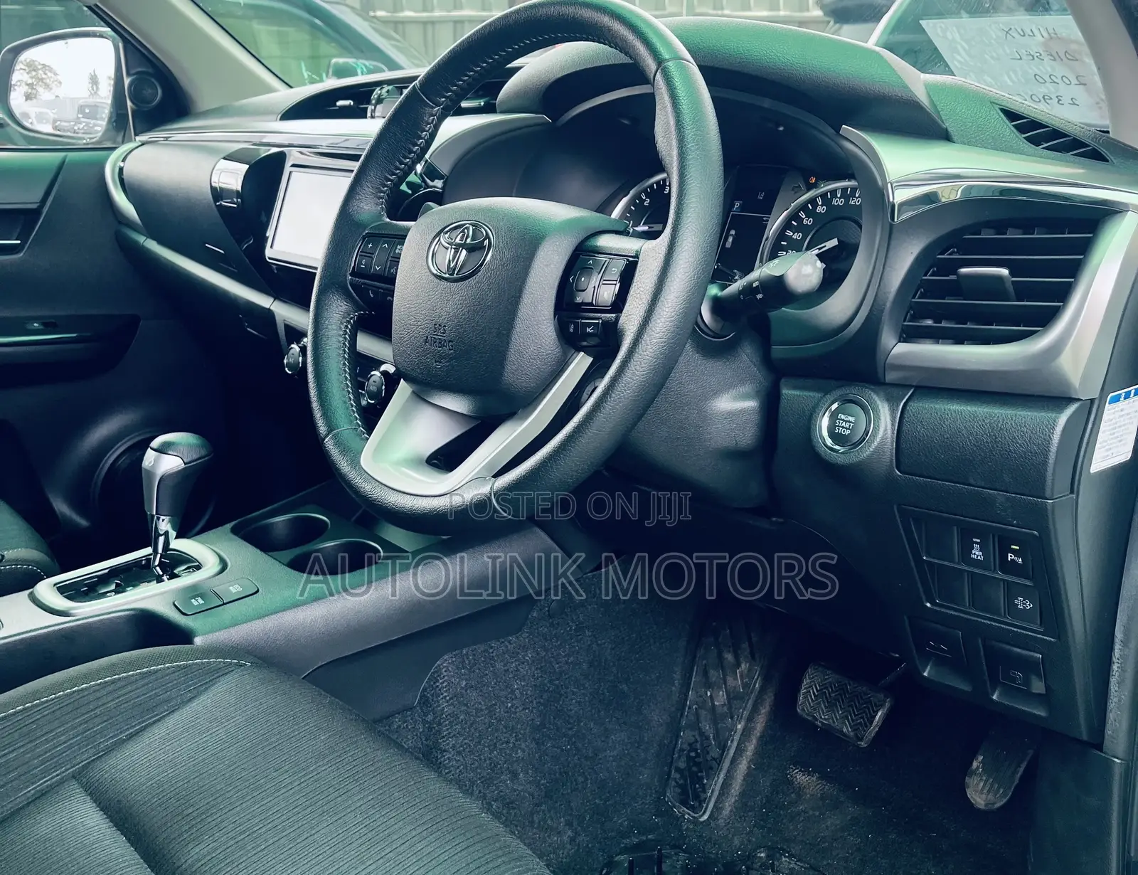 Toyota Hilux 2.4 Diesel 2020 White