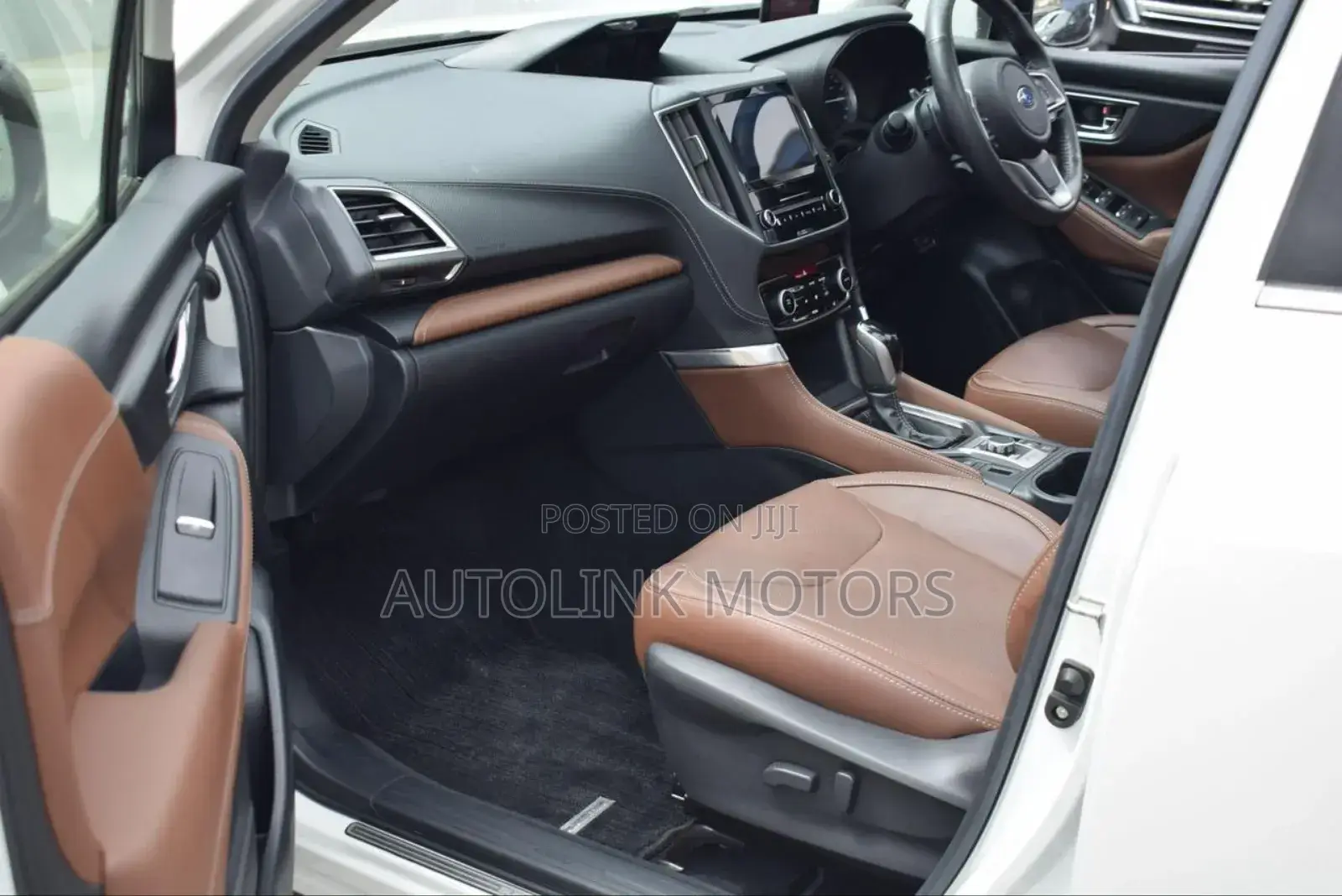 Subaru Forester Premium AWD 2019 White