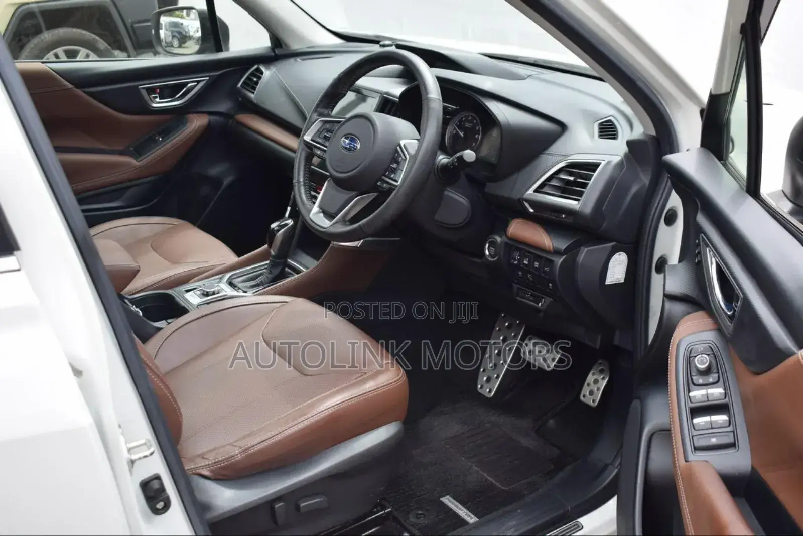 Subaru Forester Premium AWD 2019 White