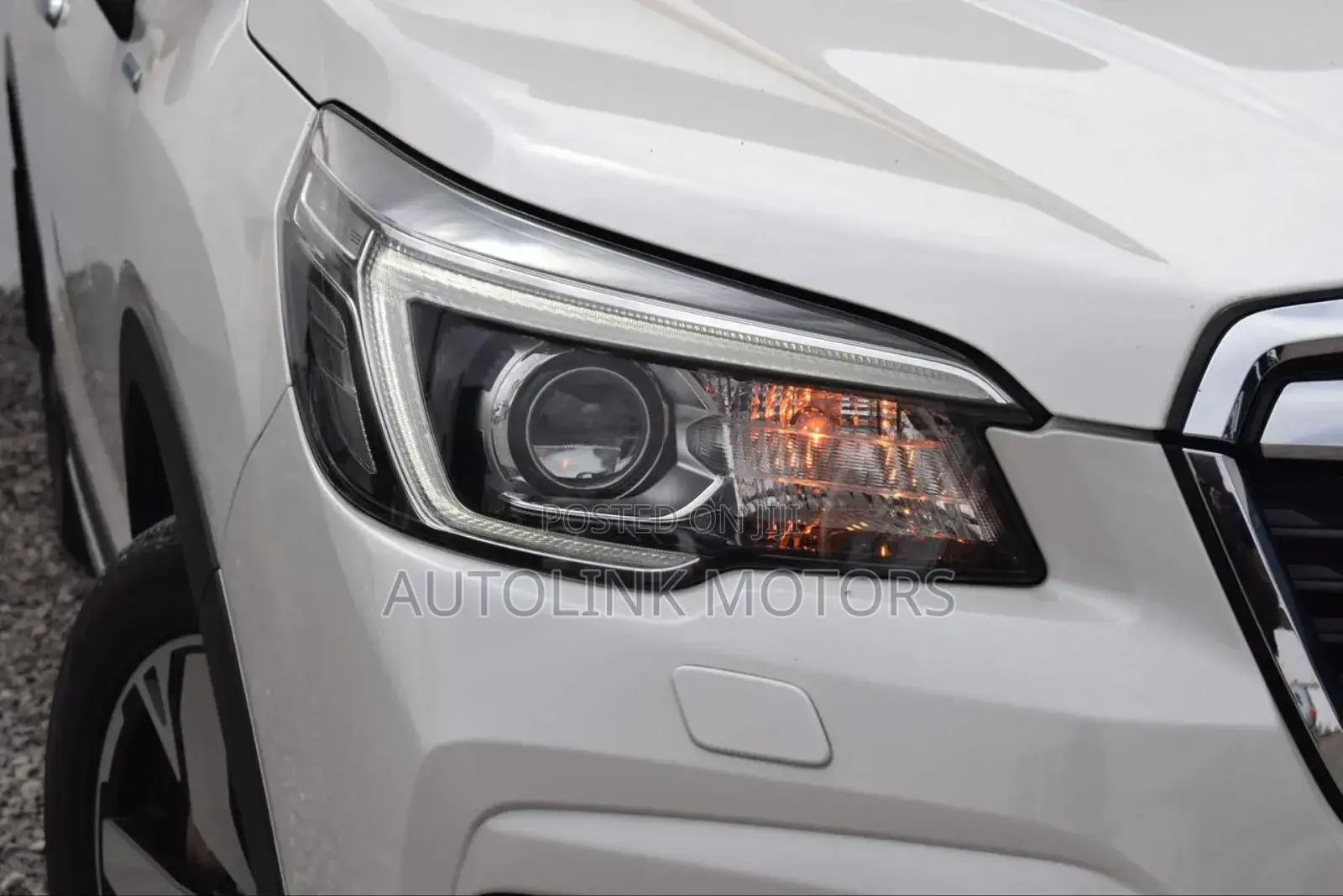 Subaru Forester Premium AWD 2019 White