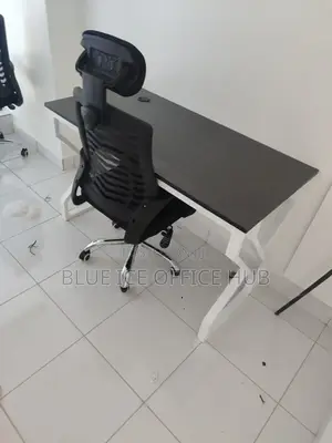 Modern Office Table/Chair