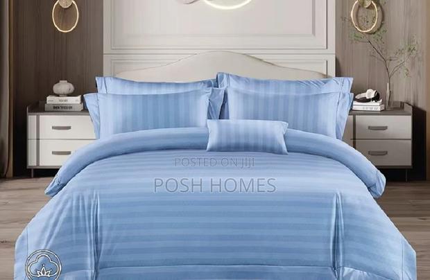 Blue Shade Quality Home and Hotel Use Duvet Cover Set