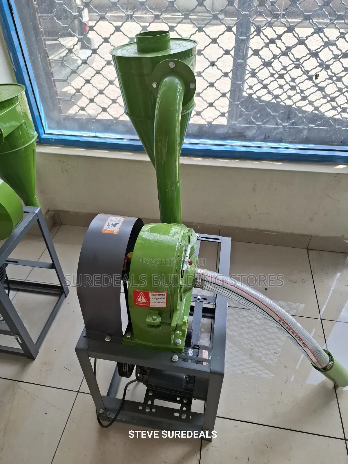 Self Priming Grinder for Home Flour and Livestock Feeds