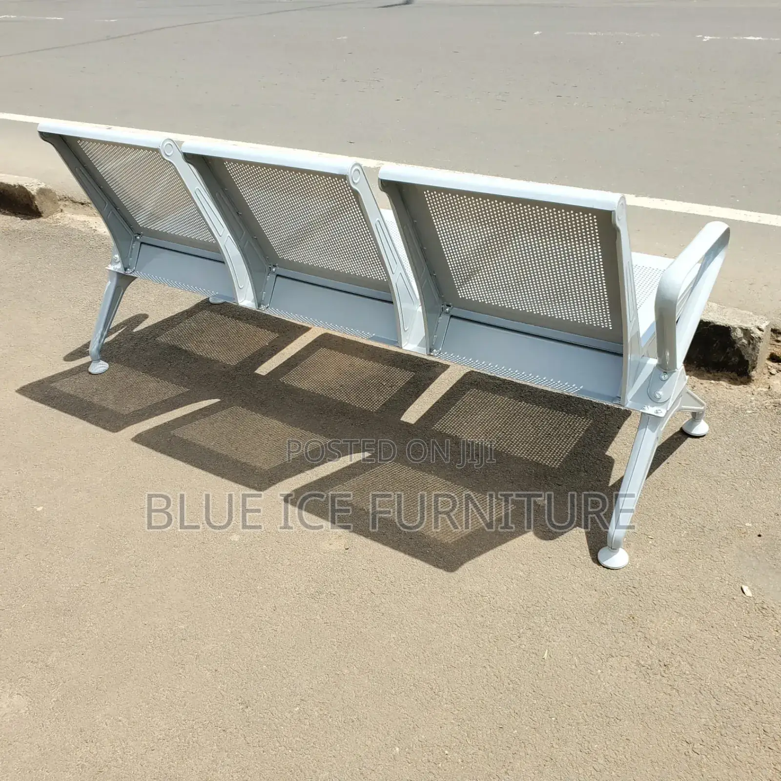Silver Link Waiting Chair