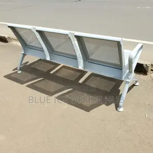 Silver Link Waiting Chair