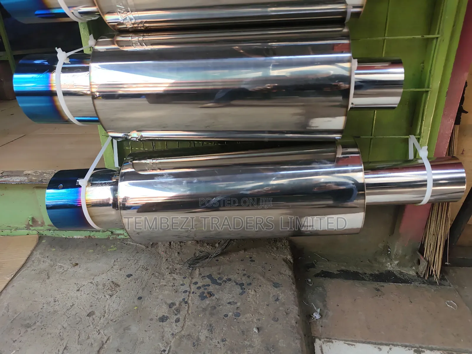 Hks Muffler Inlet 3 Inches And Outlet 4.5 Inches