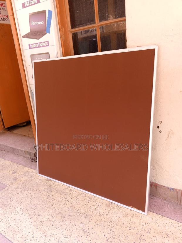 Brown Pin-Board 120cm X 120cm - main view